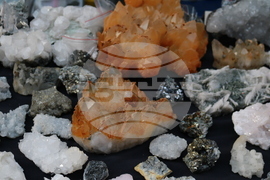 Великденско изложение - минерали - скъпоценни камъни