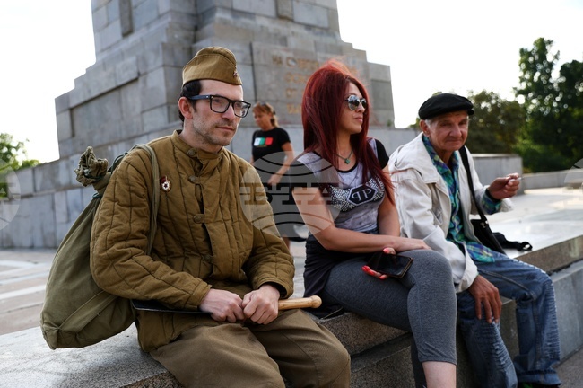 Паметник на Съветската армия - протест