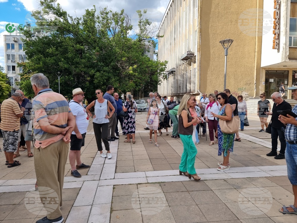 Ямбол - протест и подписка срещу бази на НАТО