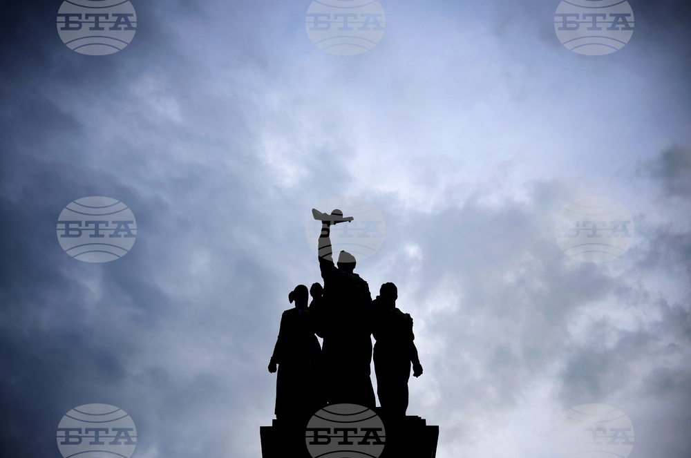 Паметник на Съветската армия - протест
