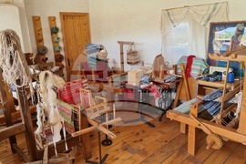 Румъния - “Селото на занаятите” в Комана