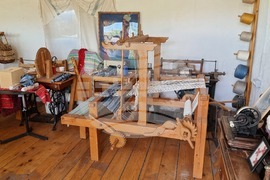 Румъния - “Селото на занаятите” в Комана