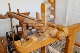 Румъния - “Селото на занаятите” в Комана