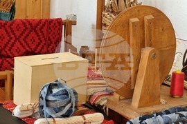 Румъния - “Селото на занаятите” в Комана