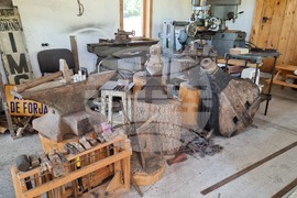 Румъния - “Селото на занаятите” в Комана