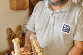 Румъния - “Селото на занаятите” в Комана