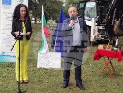 Видин - реконструкция - канализационен колектор - първа копка