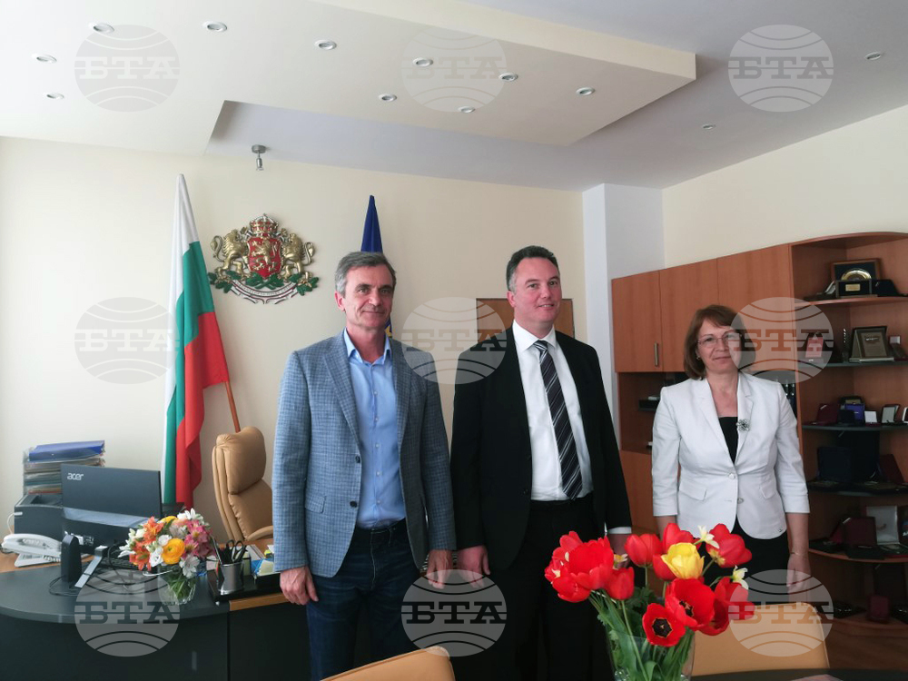 Възможности за партньорство обсъдиха кметът на Казанлък Галина Стоянова и генералният консул на Република Турция в Пловдив Корхан Кюнгерю