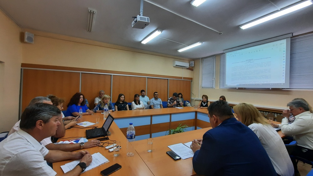 Областна администрация Добрич: Областна комисия по заетост проведе заседание, на което прие препоръки за проучване нуждите на работодателите от работна сила