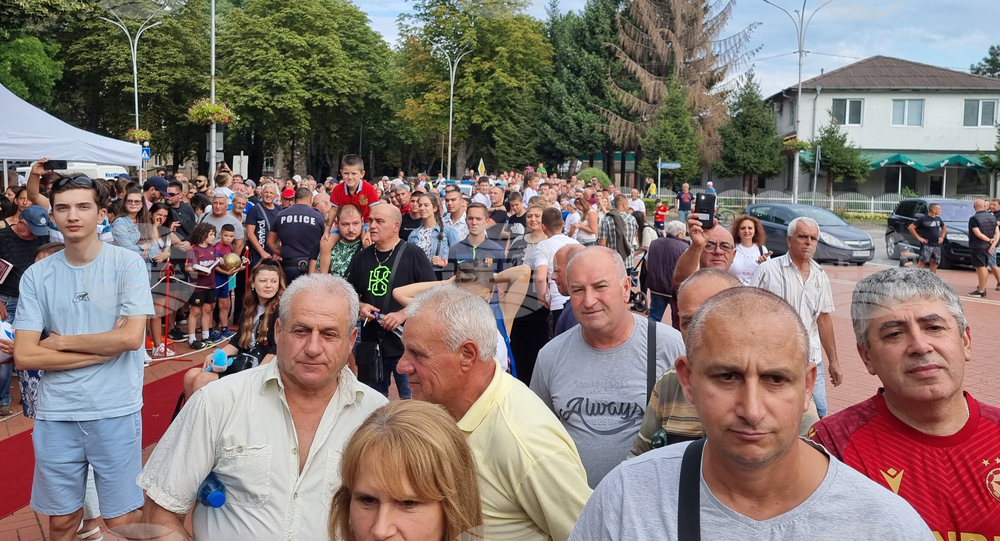 Генерал Тошево - Христо Стоичков - посещение