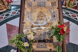 Ловеч - храм - празник