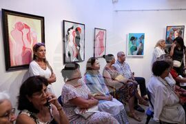 Бургас - Елена Инджова - "Сълзите на струните" - книга и изложба