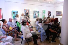 Бургас - Елена Инджова - "Сълзите на струните" - книга и изложба