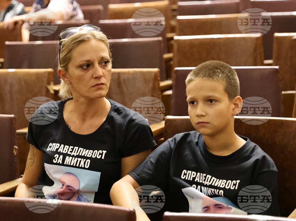 Село Цалапица - Среща между жителите и ръководството на полицията