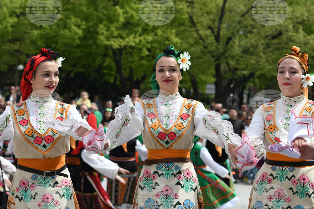 Стара Загора - Лазаруване - обичай - възстановка