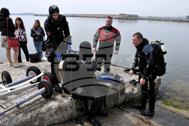 Бургас - водолази - морското дъно - почистване