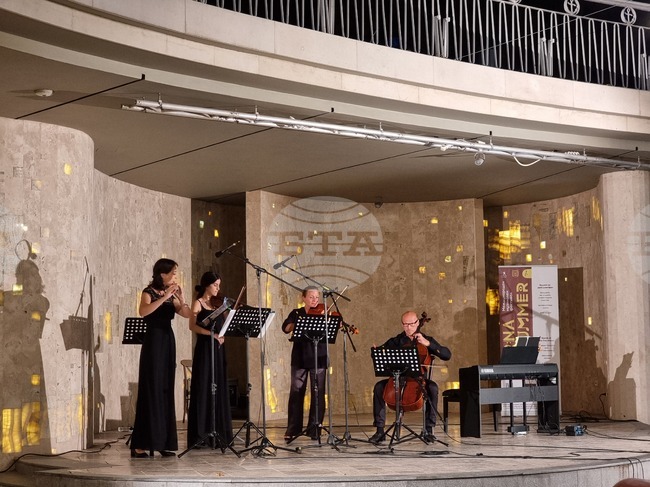 ММФ "Варненско лято" - концерт "Sound of the free breeze"