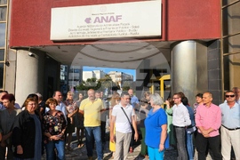 Румъния - финансови служители - протест