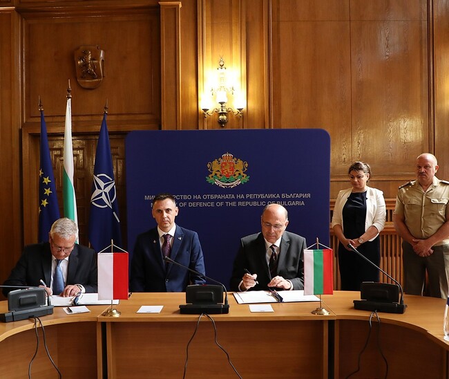 Министерството на отбраната подписа договор за ремонт на 6 броя двигатели за МиГ-29