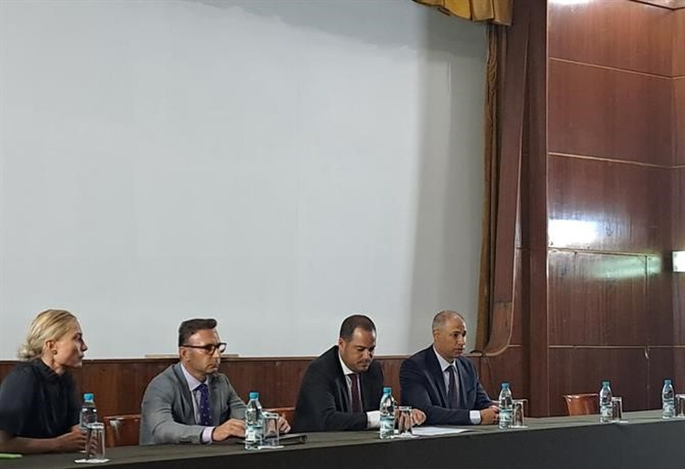 Калин Стоянов: „Министърът на вътрешните работи има правомощията да избере екипа, с който да работи“