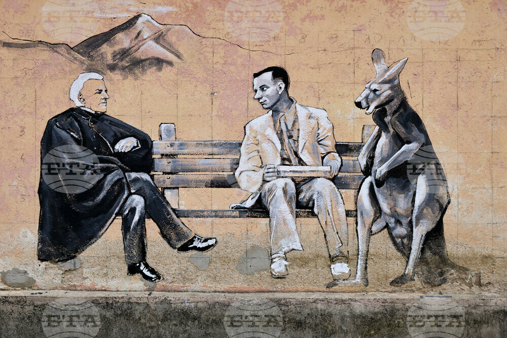 Село Старо Железаре - Първият в света селски музей за улично изкуство (street art )