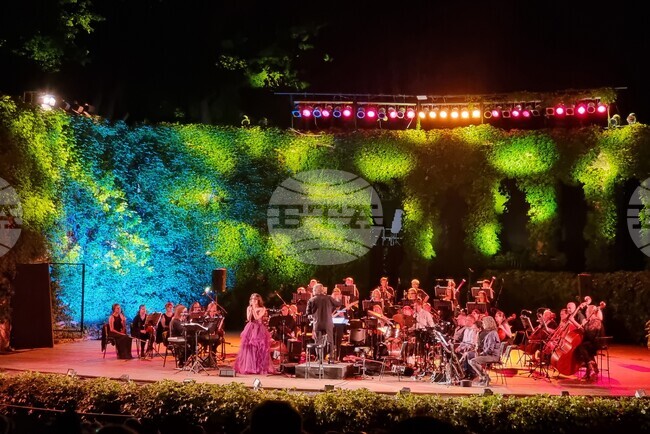 Варна - Летен театър - Милчо Левиев - годишнина - концерт