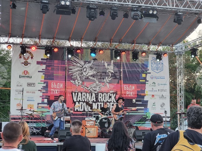 Благотворителният фестивал „Варна рок приключение“ тази година е в подкрепа на клиника по детска клинична хематология и онкология