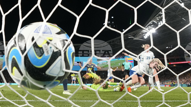 Полицията съобщава за 59 ранени след сблъсъци между фенове на финала за Купата на Колумбия по футбол