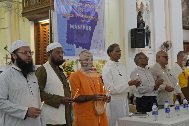 Нови сблъсъци на верска основа в Индия