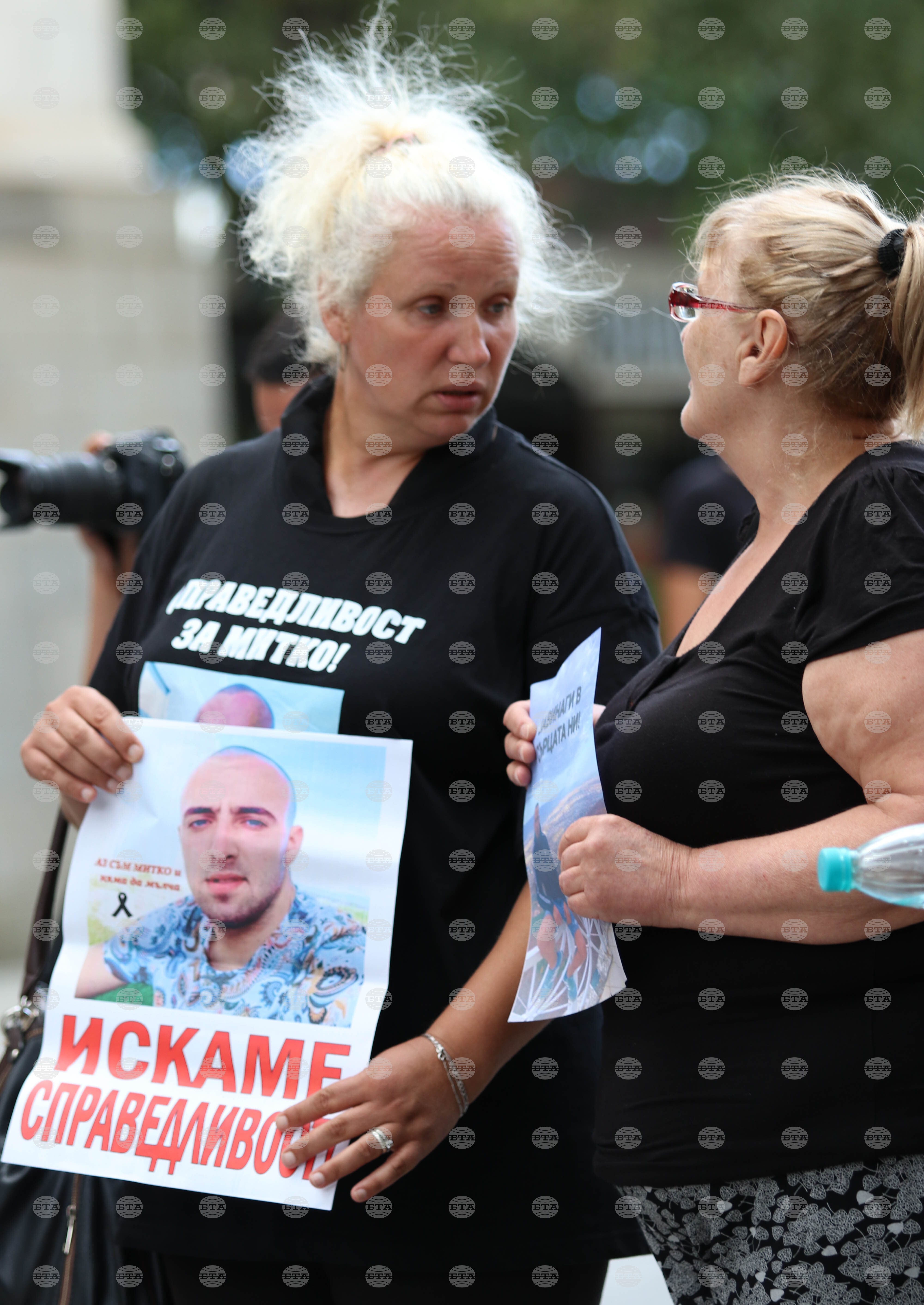 Съдебна палата - жители на Цалапица - протест