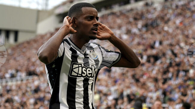 Александър Исак няма да играе за Нюкасъл в контролите през уикенда