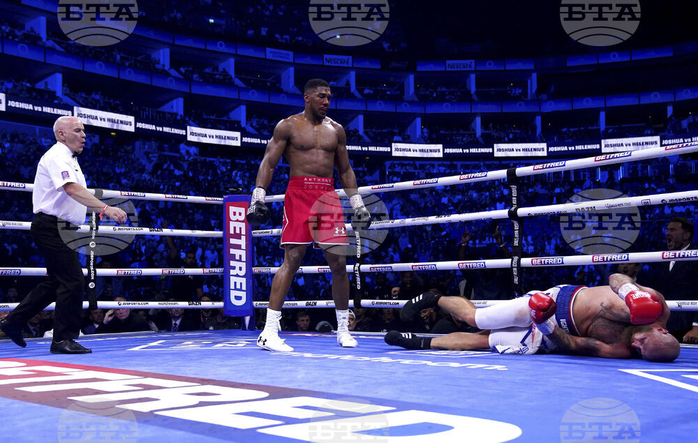 Следващата година вероятно ще бъде последната на професионалния ринг за Антъни Джошуа, каза промоутърът Еди Хърн