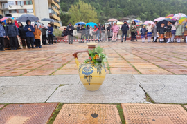 Ловеч - Цветница - ритуал „кумичка“