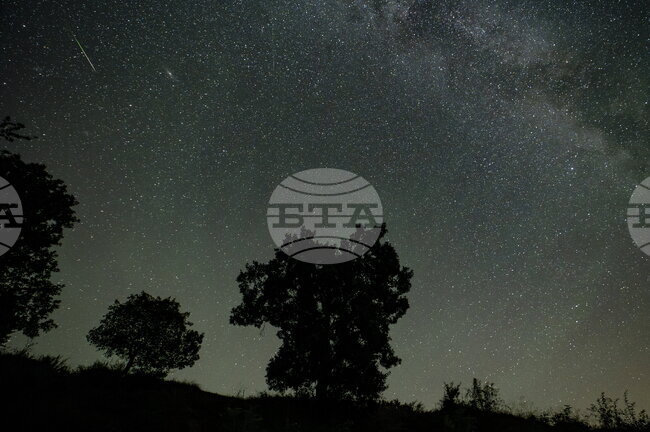 Максимумът на метеорния поток Квадрантиди ще се наблюдава от България тази нощ