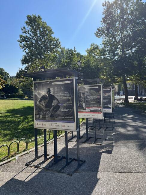 Район „Слатина“ с изложба на Виктор Чучков в градинката на Народния театър срещу словесната агресия с Александър Сано, Филип Буков и Константин Вълков