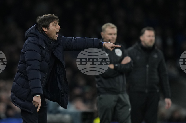 Антонио Конте: Тотнъм търси млади играчи, които тепърва ще се развиват