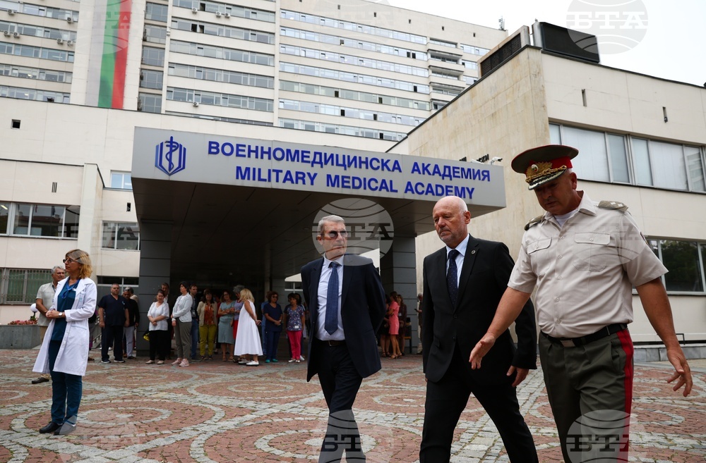 ВМА - Паметник на медицинските чинове - церемония