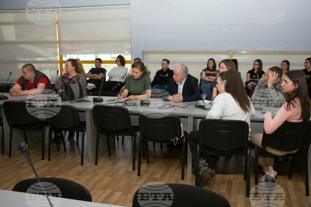 В Цариброд се проведе кампания за популяризиране на българските висши училища