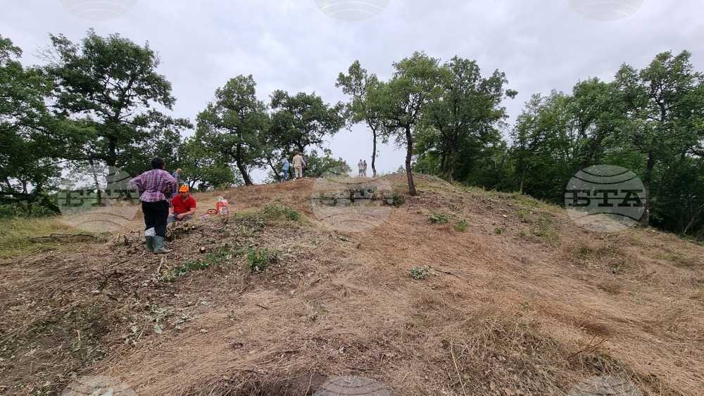 Село Текето - тракийска гробница - проучване