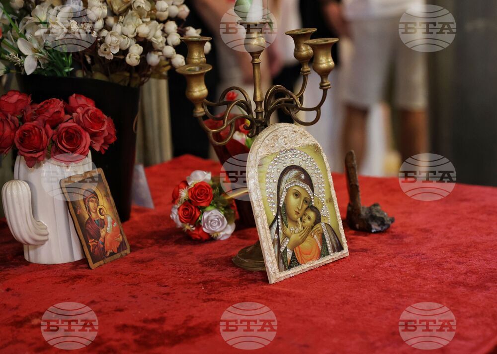 Празнична литургия по повод Рождество Христово ще бъде отслужена днес в Македоно-българската църква „Св. Троица“ в Торонто