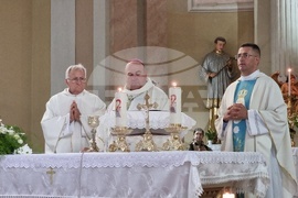 Румъния - Банатските българи от Стар Бешенов празнуват 15 август