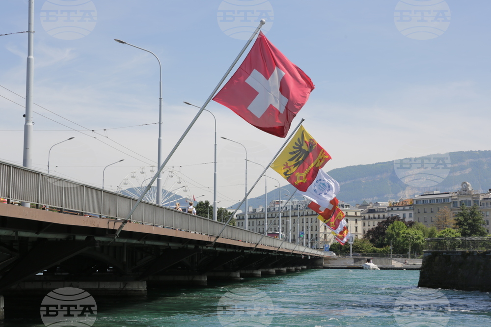 Швейцария отказа на два американски военни самолета да прелетят над страната заради Закона за неутралитета