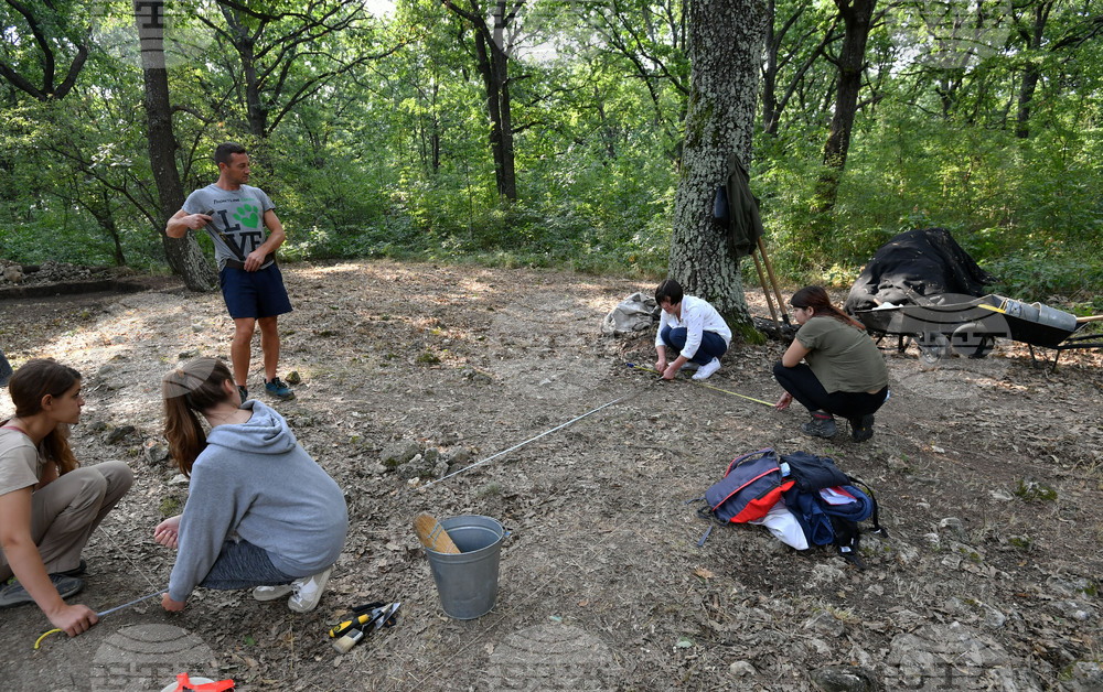 Село Свещари - археологически проучвания