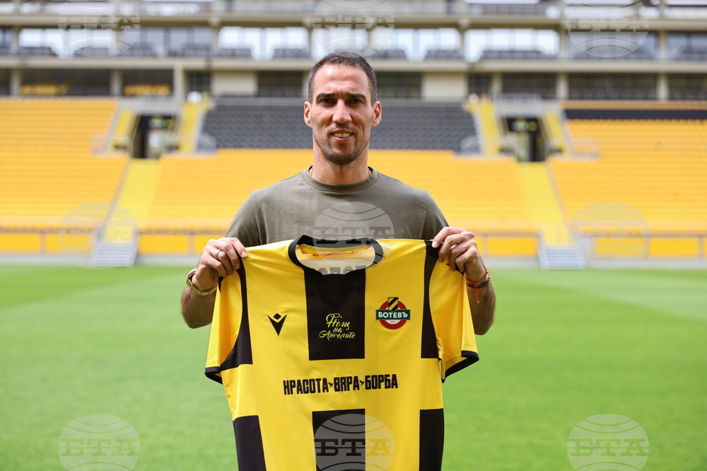 Капитанът на Ботев (Пловдив) Ивелин Попов: "След края на кариерата си ще стана спортен директор"