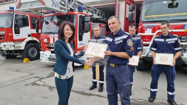 Габрово - пожарникари - награждаване