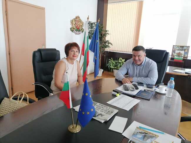 Областна администрация Разград: Областният управител и директорът на Регионална дирекция„Социално подпомагане“ обсъдиха участието на област Разград при изготвянето на Национална карта на социалните услуги