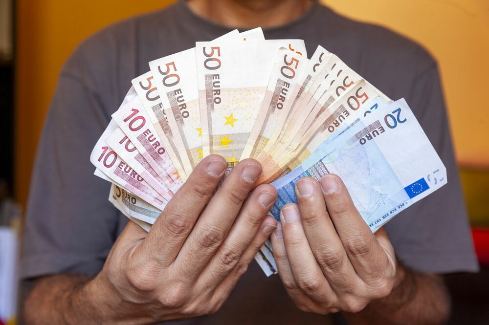 Белгия ще започне да облага печалбите от продажбите на акции и облигации