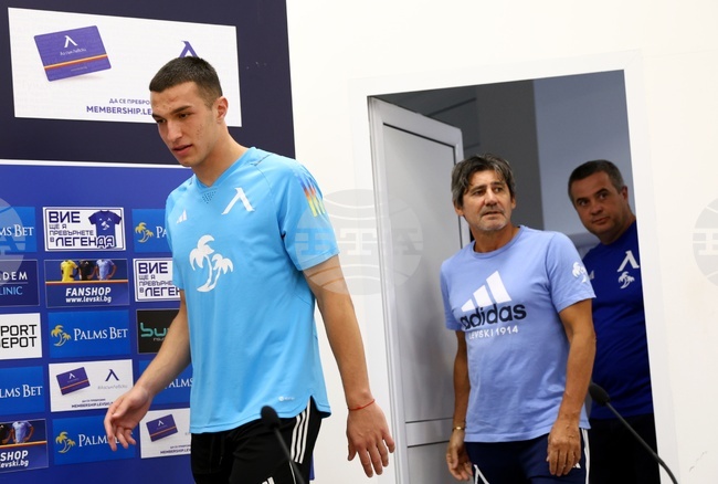 Футбол - ПФК "Левски" - Николай Костов - пресконференция