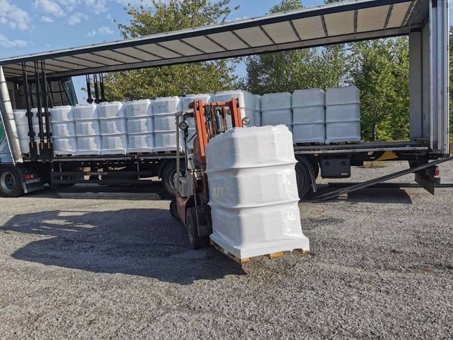 Държавна агенция "Държавен резерв и военновременни запаси": За по-малко от 18 часа близо 200 000 литра вода от държавния резерв стигна до Омуртаг