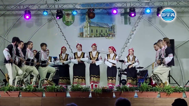 С музика и танци банатските българи от Стар Бешенов отбелязаха своя празник в Българската къща